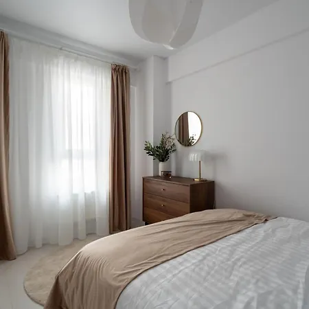 Apartament 917 - Address *